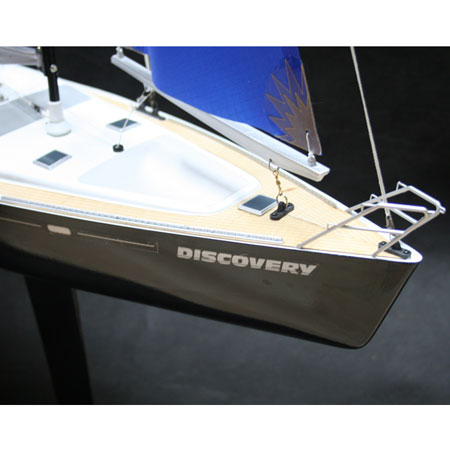 Radiostyrd segelbåt - Beili Discovery-II - Hybrid - 2,4GHz - RTR med motor