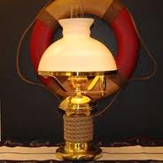 EL Bordslampa Tamp med vit Rochesterskärm.  3035 BCO