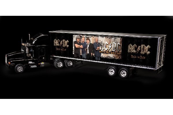 Byggmodell lastbil - Gift Set "AC/DC" Tour Truck - 1:32 - Revell