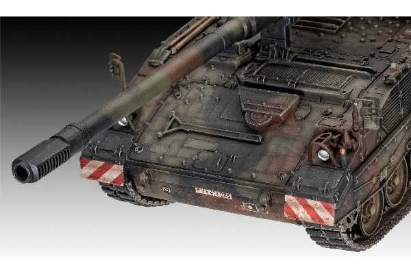 Byggmodell stridsfordon - Panzerhaubitze 2000 - 1:35 - Revell