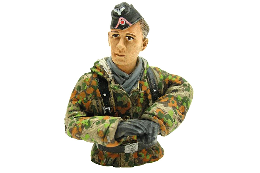 RC Radiostyrt 1/16 Figure Tank Driver Summer Camouflage