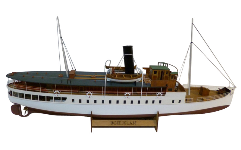 Byggmodell trä - S/S Bohuslän - 1:45 - 95cm - inkl. Led kit - NCB