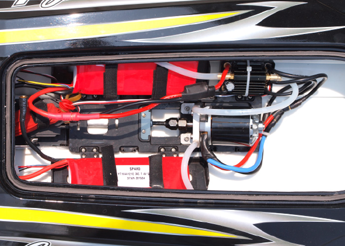 Borstls rc bt - Alpha - Rd - 2,4Ghz - ARTR