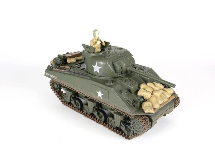 Radiostyrd stridsvagn - M4A3 Sherman F.O.V - IR - 2,4GHz - RTR