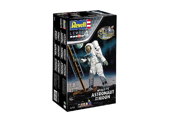 Apollo 11 Astronaut on the Moon - 1:8 - Revell