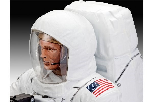 Apollo 11 Astronaut on the Moon - 1:8 - Revell