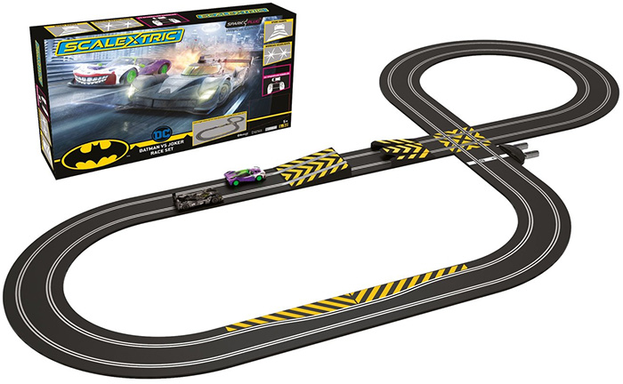 Scalextric Spark Plug - Batman vs Joker Race Set