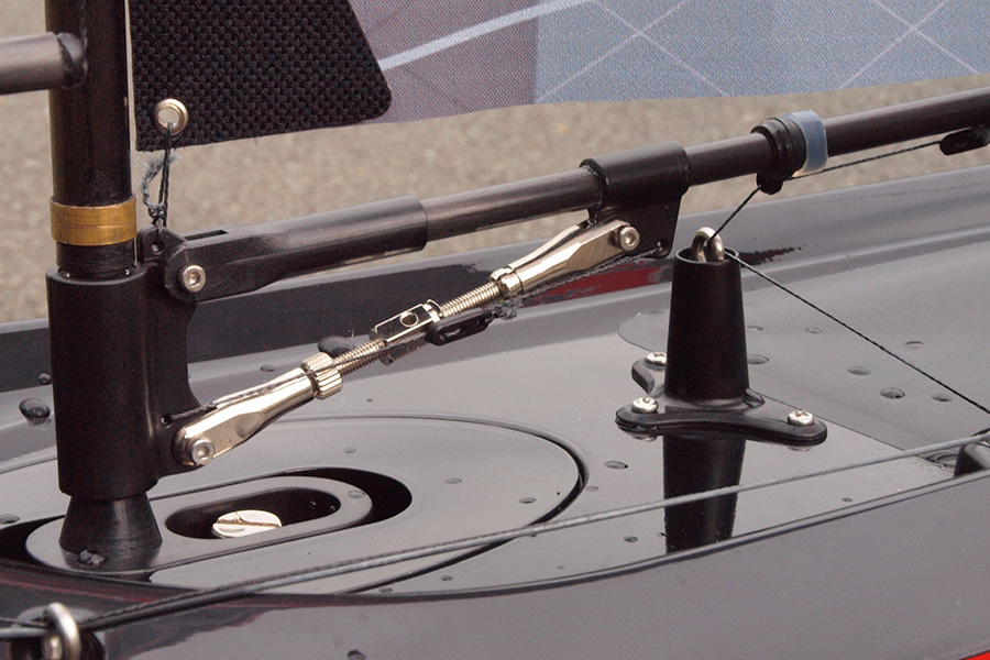Radiostyrd segelbt - Focus II - Joysway - 2,4GHz - RTR