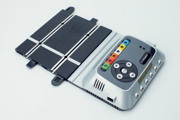 Thumbnail 734 f�r Digital power base (6 Cars) 15 VOLT 3. kv.2010