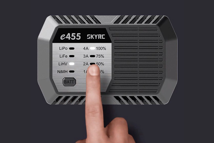 Batteriladdare - 7,4V-14,8V LiXX - 7,2V-9,6V NiXX - 4A - SkyRC - E455