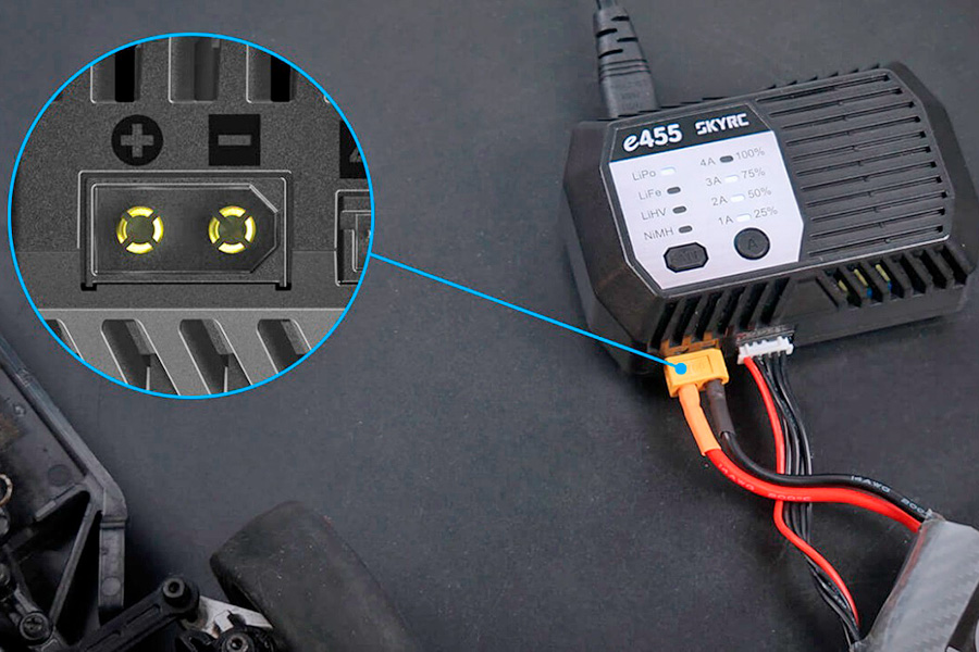 Batteriladdare - 7,4V-14,8V LiXX - 7,2V-9,6V NiXX - 4A - SkyRC - E455