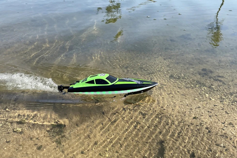 Radiostyrd båt - Vector Lumen - Green - 2,4Ghz - RTR