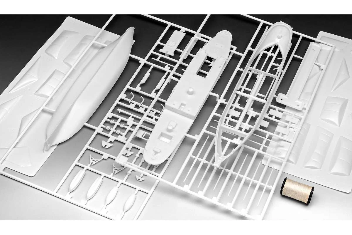 Thumbnail 678 f�r Byggmodell segelfartyg - Gorch Fock - 1:350 - Revell