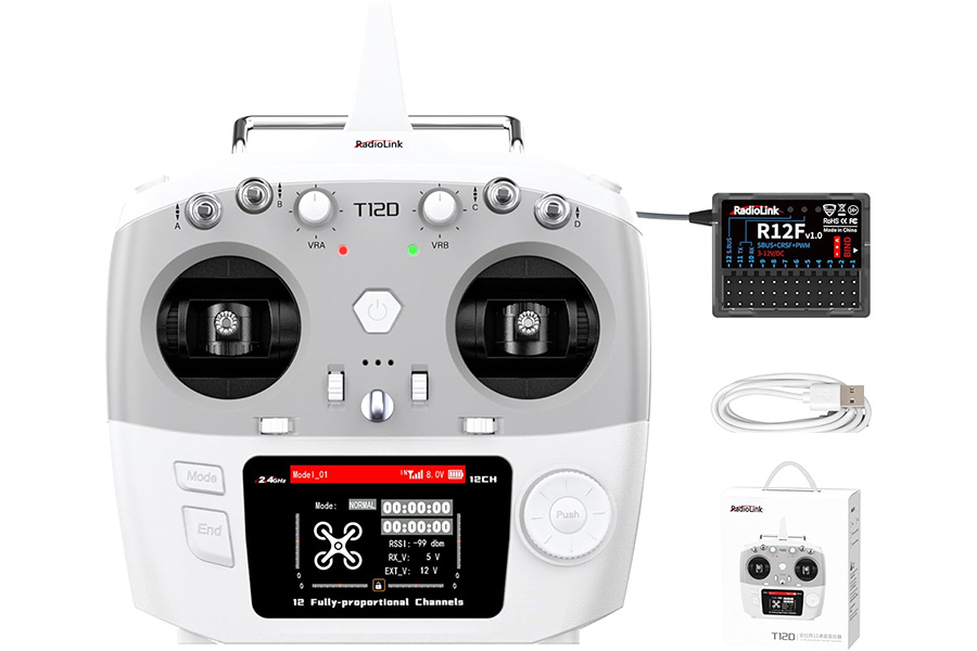 Bild p� S&auml;ndarpaket - 12CH 2,4Ghz RadioLink T12D R12F