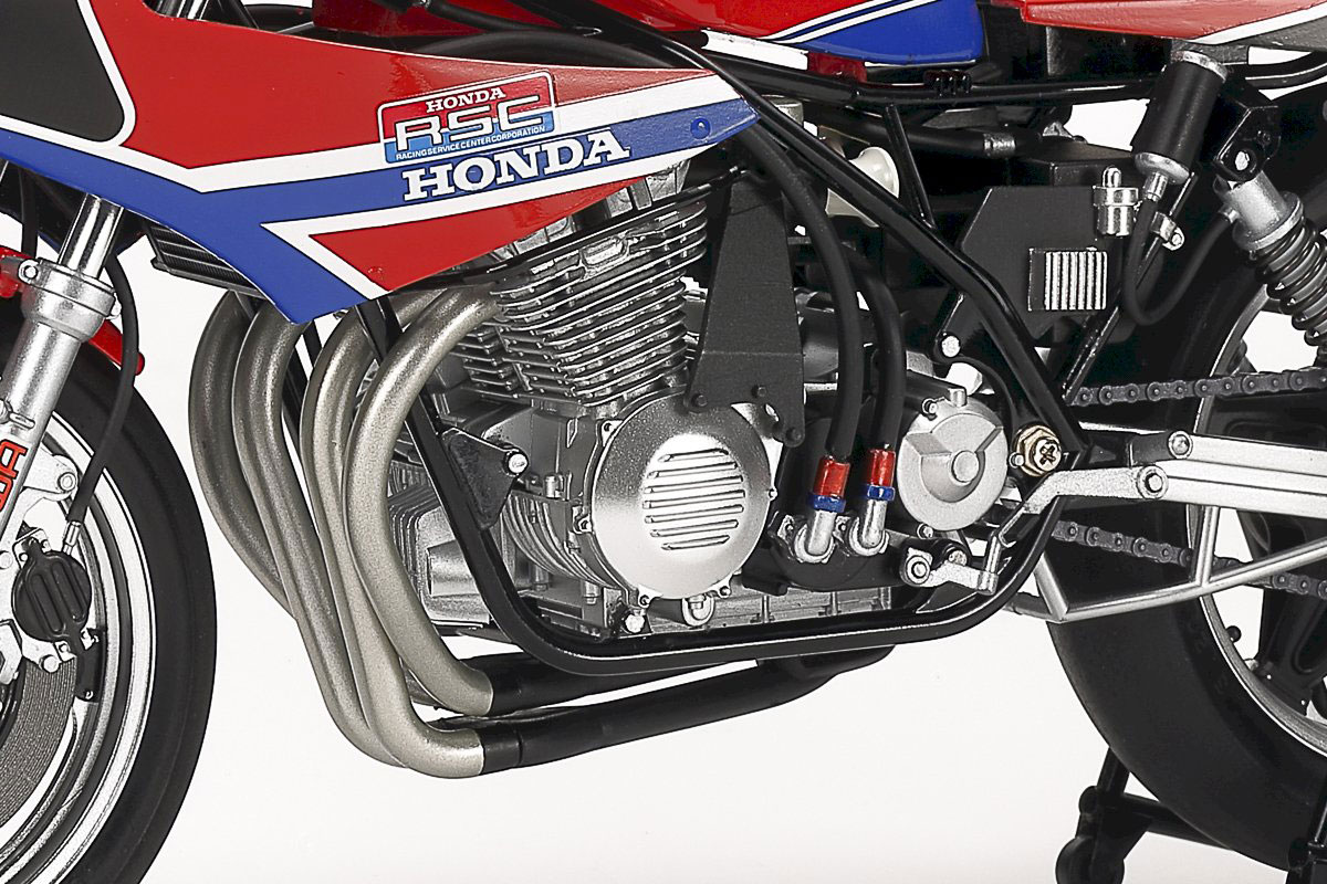 Thumbnail 738 f�r Byggmodell MC - Honda RS1000 Endurance Racer - 1:12 - Tamiya