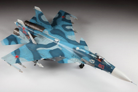 Byggmodell flygplan - Sukhoi SU-33 Flanker-D - 1:72 - Zvezda