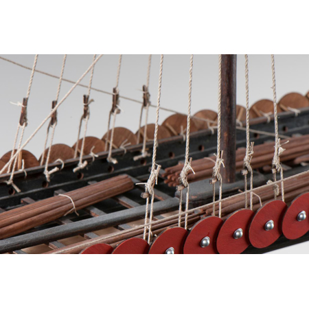 Trä byggmodell - Viking Longship - 1:35 - Dusek