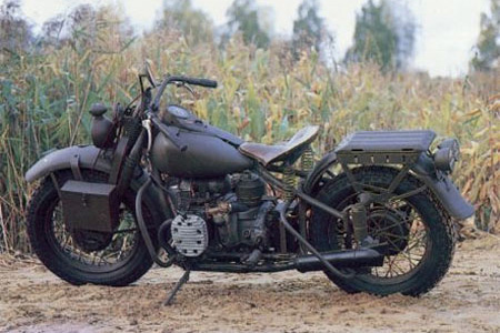 Byggmodell motorcykel - U.S. Army WW II Motorcycle - 1:9 - IT