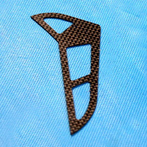 Bild p� E-sky Belt CP - Vertical Tail Blade Carbon Fibre) 118*69*1mm