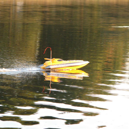 Thumbnail 734 f�r Radiostyrda b&aring;tar - Flying Fish - RTR