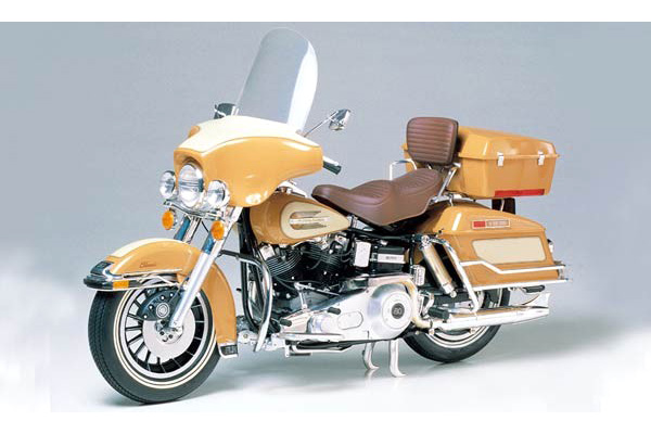 Thumbnail 734 f�r Byggmodell MC - Harley Davidson FLH Classic - 1:6 - Tamiya