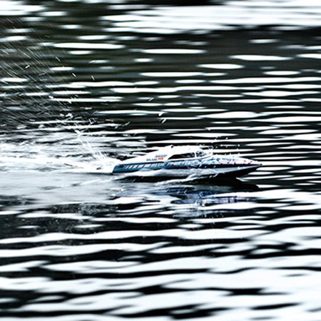 Thumbnail 734 f�r Radiostyrda b&aring;tar - LRP Deep Blue 450 High-Speed Racing - RTR