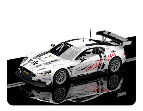 Bild p� Scalextric Aston Martin DBR9 1:32 C3293, Kommer Q2, Endurance
